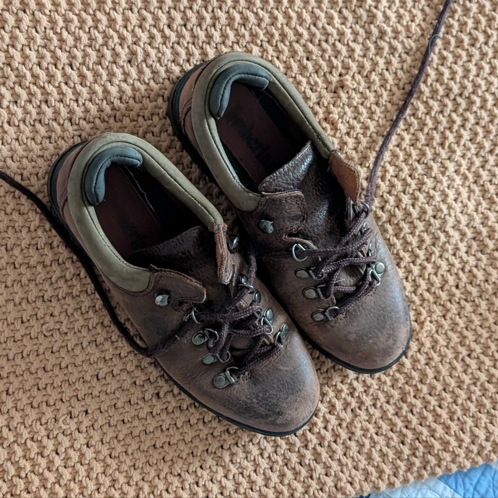 Timberland Low Boots Size 7